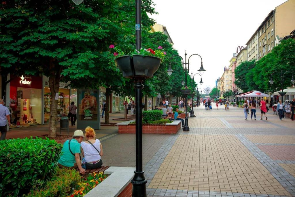 Alegra Apartment In Sofia Downtown Экстерьер фото