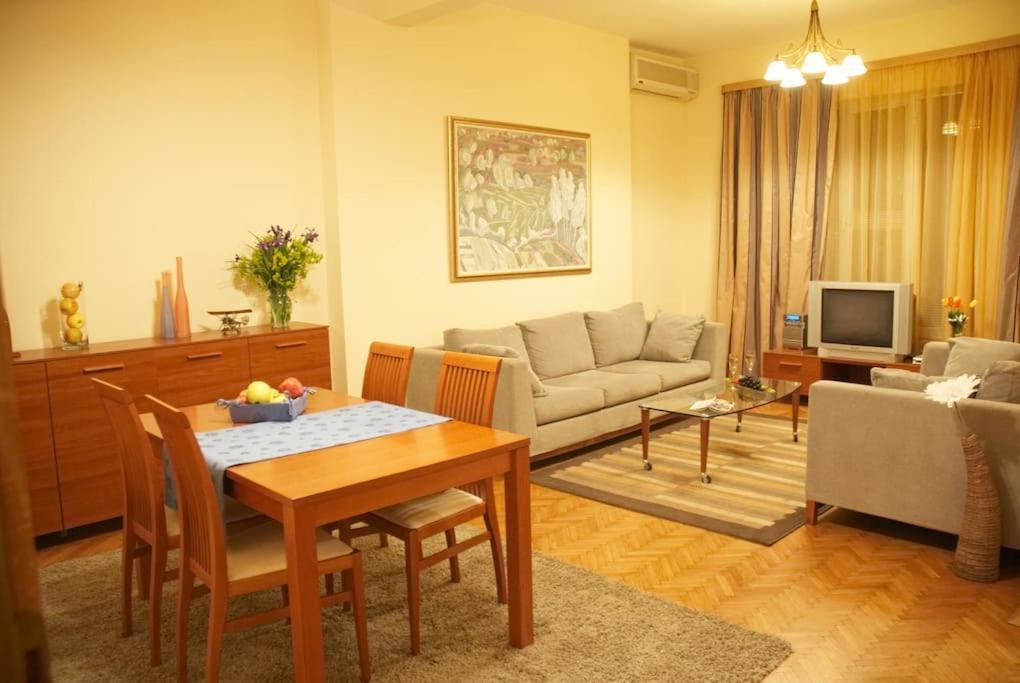 Alegra Apartment In Sofia Downtown Экстерьер фото